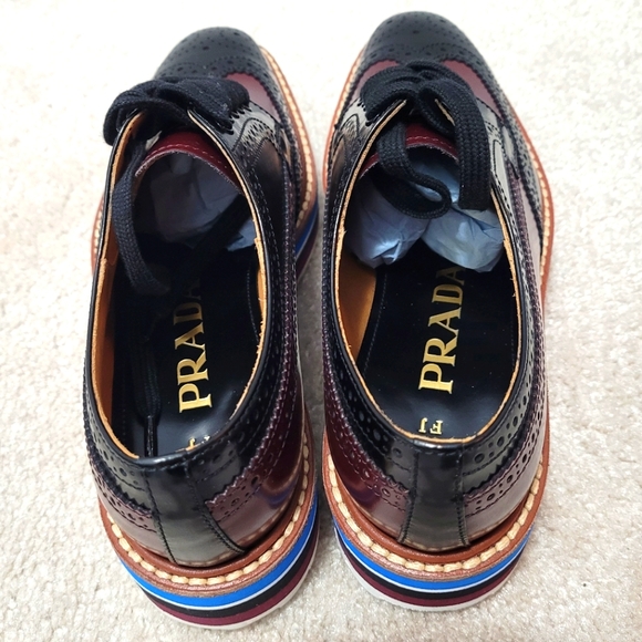 Prada Burgundy Black Platform Brogue Trim Oxford, size EUR 34.5, US 4.5 - Picture 5 of 8